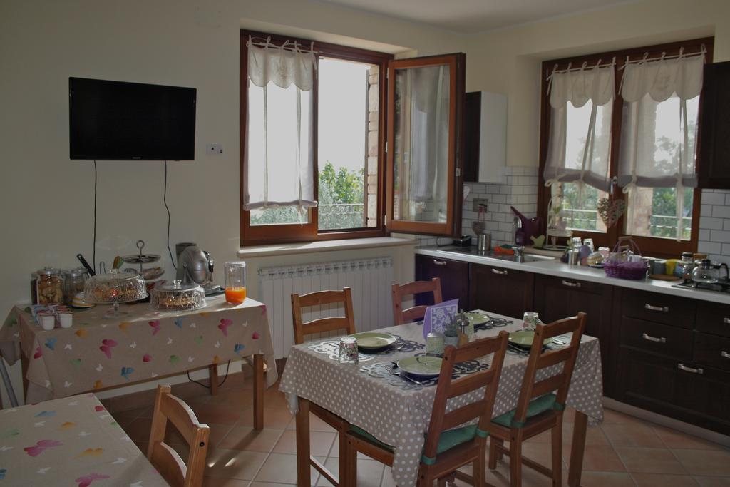 B&B Lavanda E Rosmarino Ассизи Экстерьер фото